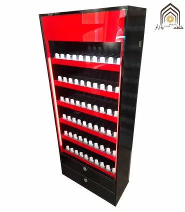 استند سیگار تنباکو ایستاده با طراحی مدرن و فضای مناسب برای نگهداری تنباکوهای مختلف.