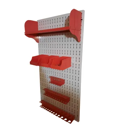 تخته ابزار صفحه پانچدار با رنگ قرمز مناسب برای سازماندهی ابزار و قطعات مختلف.