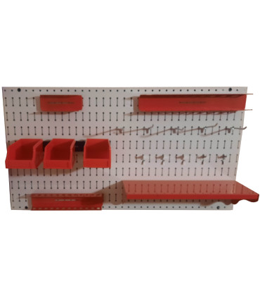 پگ برد افقی 50×100 با جیب‌های قرمز برای سازماندهی ابزار و وسایل در فضاهای کاری.