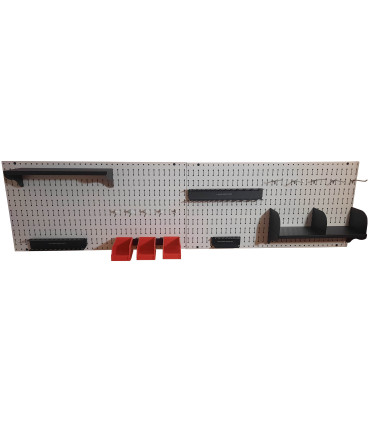 تخته ابزار افقی سفید با فضای منظم و کارآمد برای نظم‌دهی به وسایل شما.