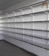 قفسه دیوارکوب فروشگاهی سامان انبار شرق طوس، مناسب برای نمایش محصولات و بهینه‌سازی فضا.