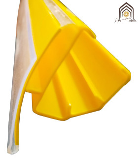 لیبل قیمت PVC فلاپی با طراحی منحصربه‌فرد و رنگ زرد جذاب برای نمایش محصولات.