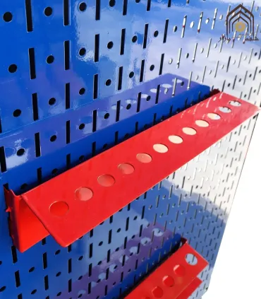 پگ برد تخته ابزار شلف بازار با طراحی مدرن و رنگی جذاب، ابزاری ایده‌آل برای سازماندهی فضاهای کاری.