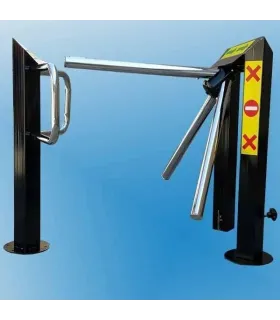 گیت کنترل ورود و خروج صنایع مفتولی آریا توس، مناسب برای مدیریت تردد در مکان‌های مختلف.