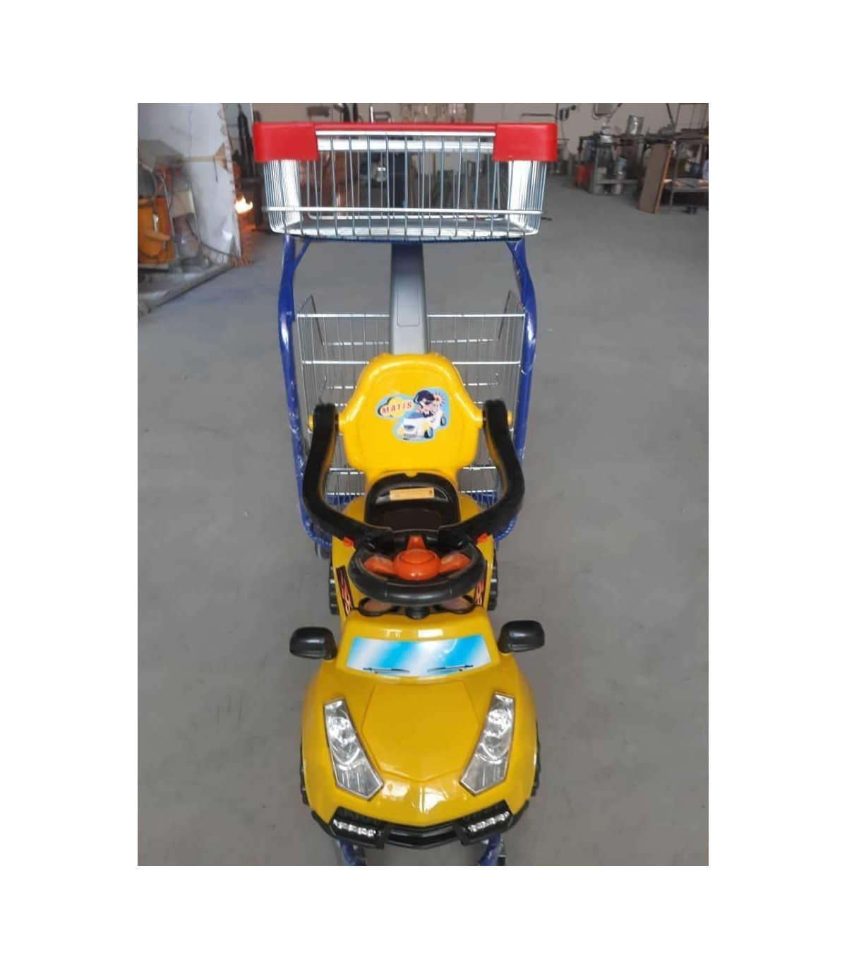 سبد خرید ماشین کودک از صنایع مفتولی آریا توس با طراحی جذاب و رنگی شاداب برای کودکان.